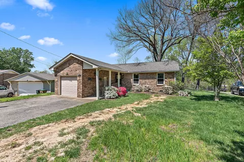 3905 Atkins Dr, Nashville, TN 37211