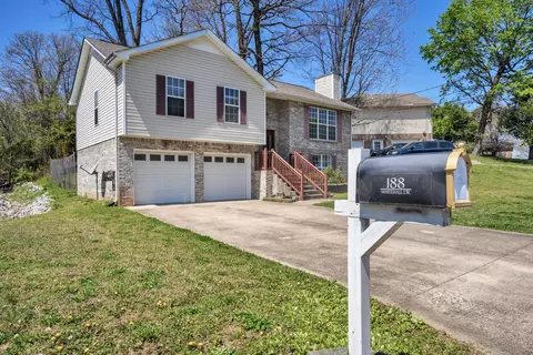 188 Whitehall Dr, Clarksville, TN 37042