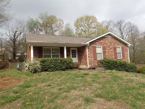 510 Linda Ln, Clarksville, TN 37042