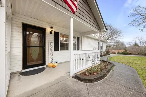 36 Janie Ave, Ringgold, GA 30736