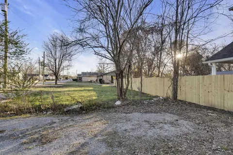 460 E State St, Murfreesboro, TN 37130 photo 16