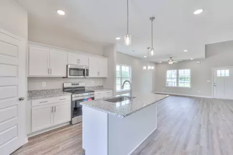 Kitchen - 114 Bartow St, Decherd, TN 37324 photo 1 of 1