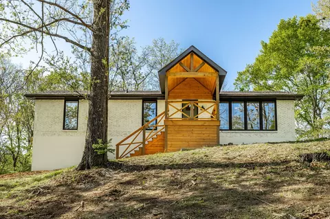 7866 Old Charlotte Pike, Nashville, TN 37209