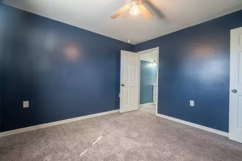 Bedroom - 213 Smith Cir, Loretto, TN 38469 photo 1 of 5