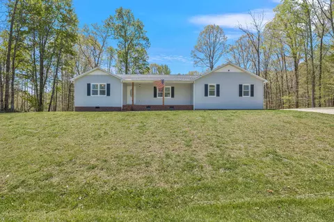300 Caldwell Dr, Estill Springs, TN 37330
