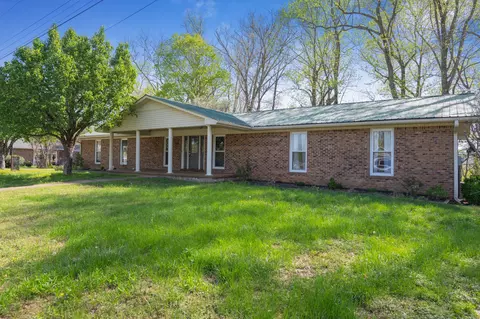 134 Hillcrest Dr, Linden, TN 37096