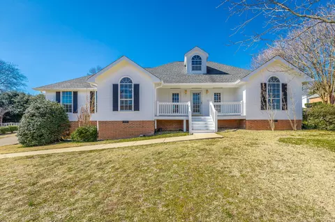 8519 Nesting Trl, Ooltewah, TN 37363
