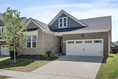 5049 Sunflower Ln, Hermitage, TN 37076