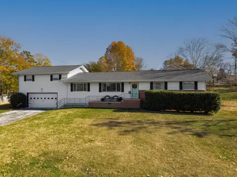 902 Charlotte Ave, Chattanooga, TN 37421