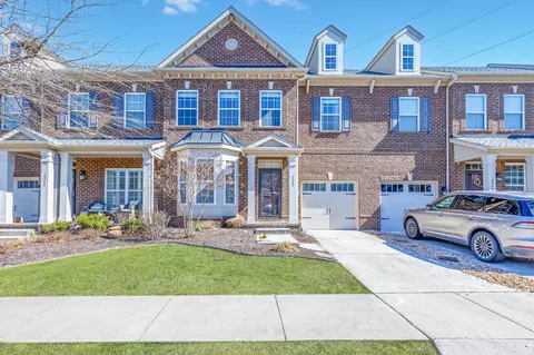 2347 Traemoor Village Pl, Nashville, TN 37209