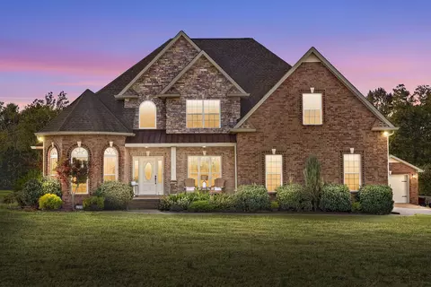 1300 Baylor Ct, Clarksville, TN 37040