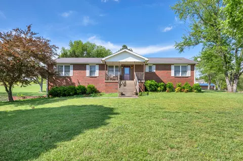9036 Valley Dr, Bon Aqua, TN 37025