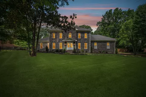 2205 Chadwick Ct, Mount Juliet, TN 37122