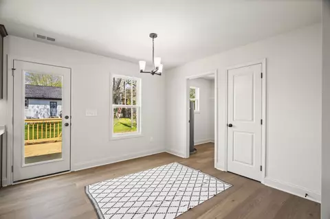 Entry Way - 120 23rd Ave E, Springfield, TN 37172 photo 2 of 2