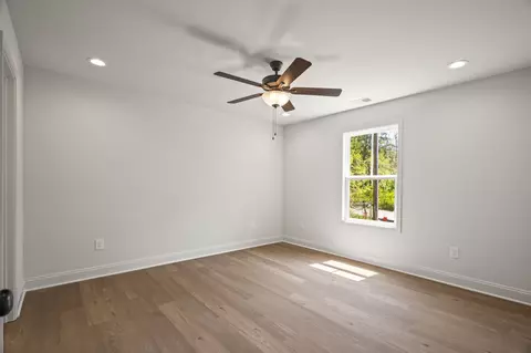 Bedroom - 120 23rd Ave E, Springfield, TN 37172 photo 3 of 6