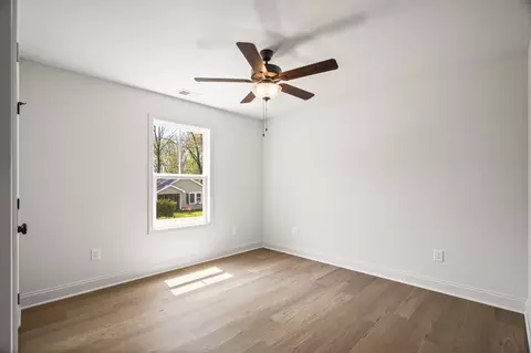 Bedroom - 120 23rd Ave E, Springfield, TN 37172 photo 5 of 6
