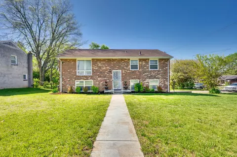 3261 Hinkle Dr, Nashville, TN 37218