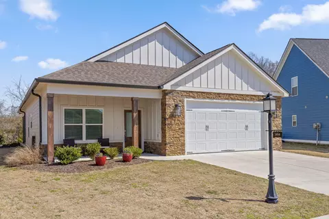 1056 Gibson Meadows Dr, Chattanooga, TN 37421