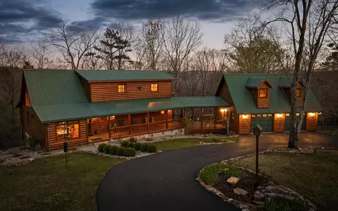 45 Deep Woods Dr, Dunlap, TN 37327