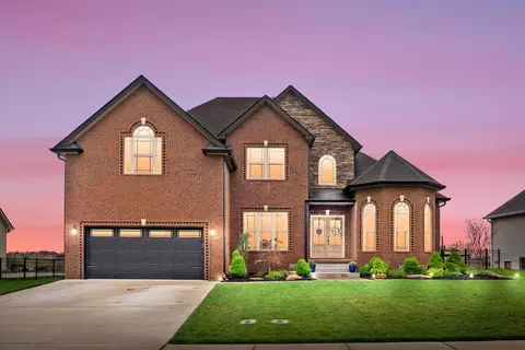 1885 Shield Dr, Clarksville, TN 37043
