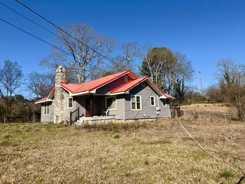 180 E Circle Dr, Rossville, GA 30741