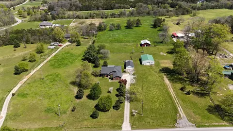 15289 Cainsville Rd, Milton, TN 37118