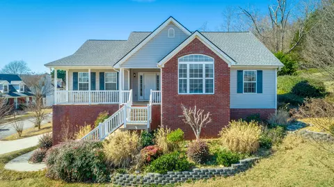 5685 Hyacinth Ln, Ooltewah, TN 37363