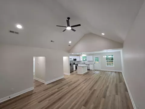 Living - 841 Lucas Rd, Dickson, TN 37055 photo 3 of 3