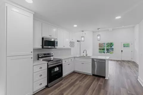 Kitchen - 317 Cherry St, Madison, TN 37115 photo 3 of 3