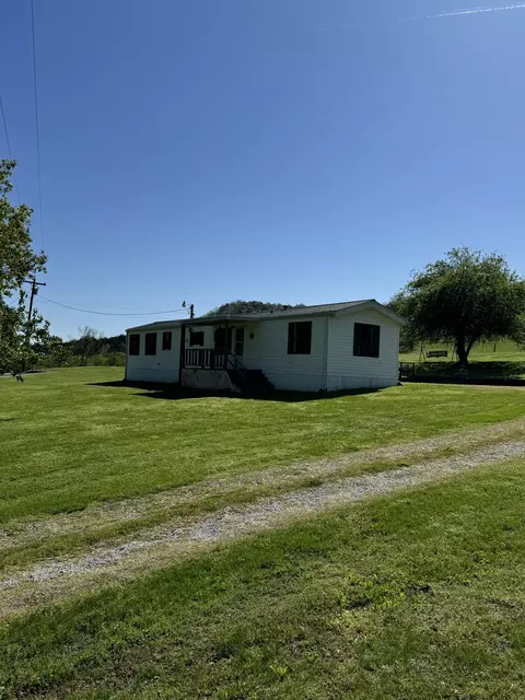57 Difficult Rd, Carthage, TN 37030