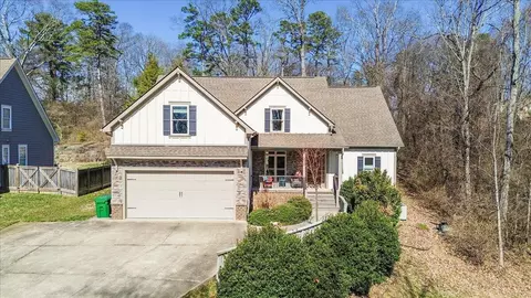 873 Kentucky Ave, Signal Mountain, TN 37377