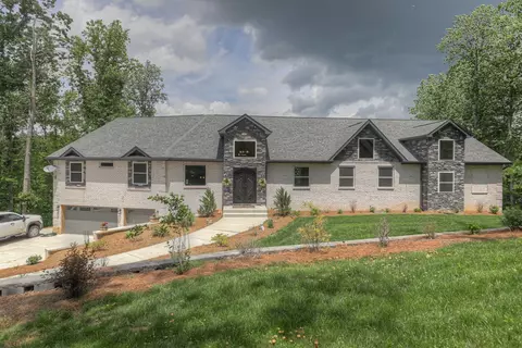1013 Paiute Trl, Pegram, TN 37143