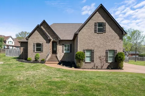 443 Cumberland Hills Dr, Hendersonville, TN 37075