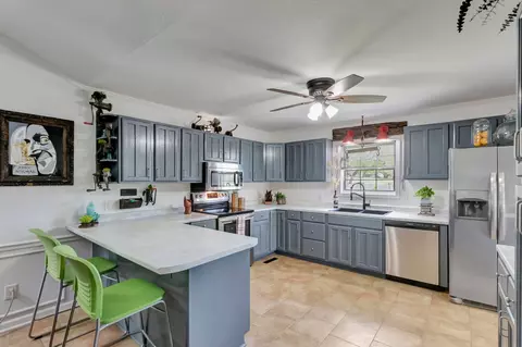 Kitchen - 2643 Monroe Floyd Rd, Decherd, TN 37324 photo 1 of 3