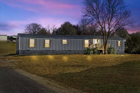 783 Brackett Rd, Resaca, GA 30735