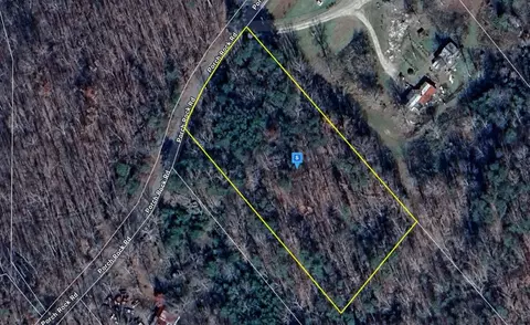 4 Porch Rock Rd, Pikeville, TN 37367
