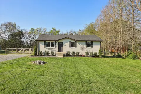 122 William Dr, Portland, TN 37148