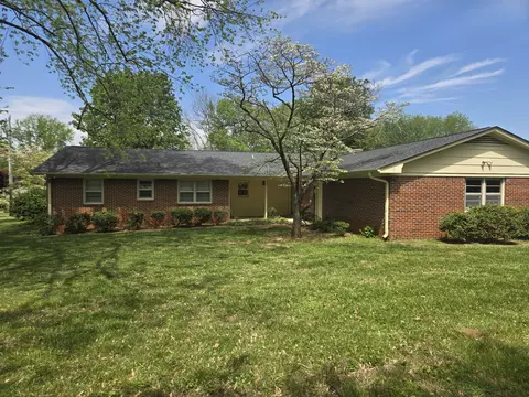 203 Mary Sharp Dr, Decherd, TN 37324 photo 5
