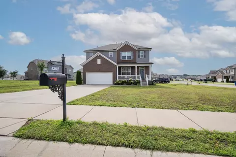 4302 Fieldcrest Dr, Murfreesboro, TN 37128