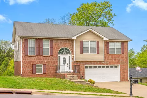 2713 Cider Dr, Clarksville, TN 37040