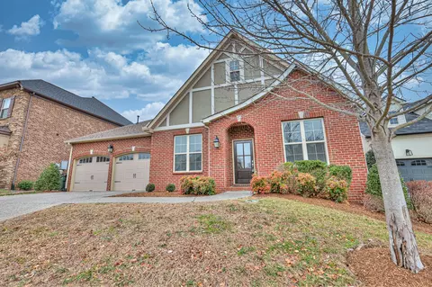 1307 Reynard Dr, Gallatin, TN 37066