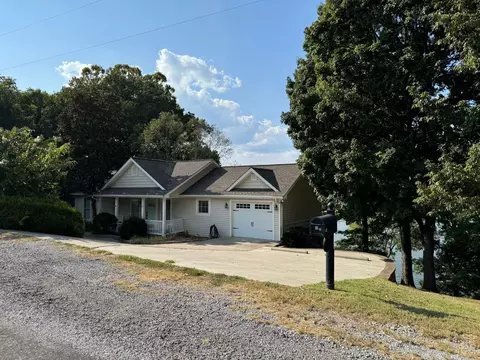 15 Cheekwood Ln, Cadiz, KY 42211