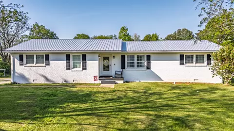 407 N Laurel Cir, Columbia, TN 38401