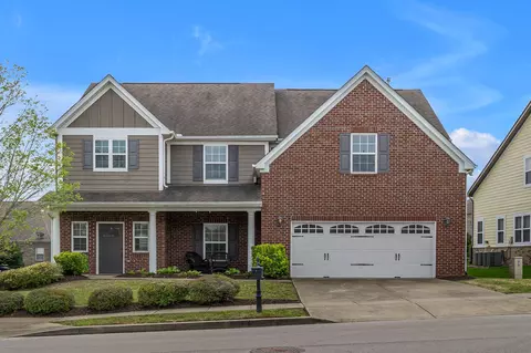 2183 Chaucer Park Ln, Thompsons Station, TN 37179
