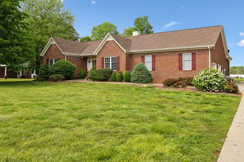 2118 Zion Rd, Columbia, TN 38401