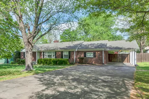 2719 Gray Cir, Columbia, TN 38401