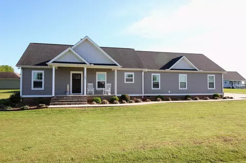 185 Charlotte Dr, Winchester, TN 37398
