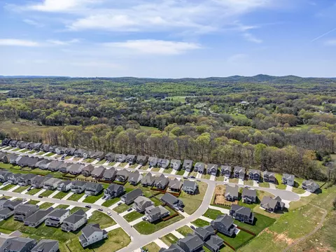 View/Area - 1470 Cotillion Dr, Murfreesboro, TN 37128 photo 3 of 13