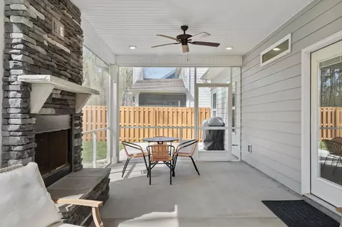 Exterior - 1470 Cotillion Dr, Murfreesboro, TN 37128 photo 4 of 13