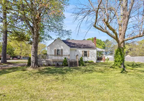 303 Lee St, Tullahoma, TN 37388